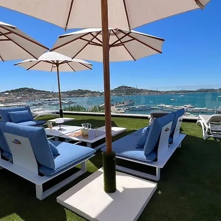 Villa Luxury Penthouse With Sea View For Two Murter