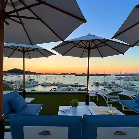 Luxury Penthouse With Sea View For Two Villa
